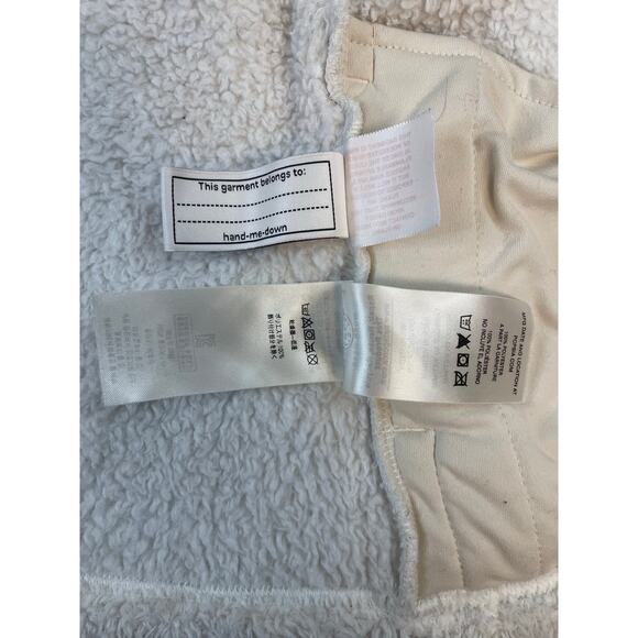 Patagonia Girls Los Gatos Furry Fleece Vest White Size S 7-8 Zip Up - Picture 9 of 10